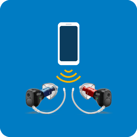Ein Smartphone sendet den Ton drahtlos an zwei Hörgeräte